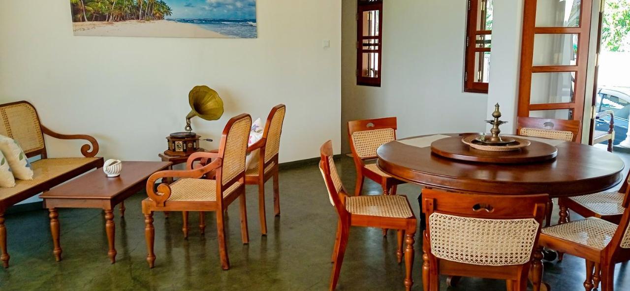 فندق House By The Sea Hikka هيكادوفا المظهر الخارجي الصورة
